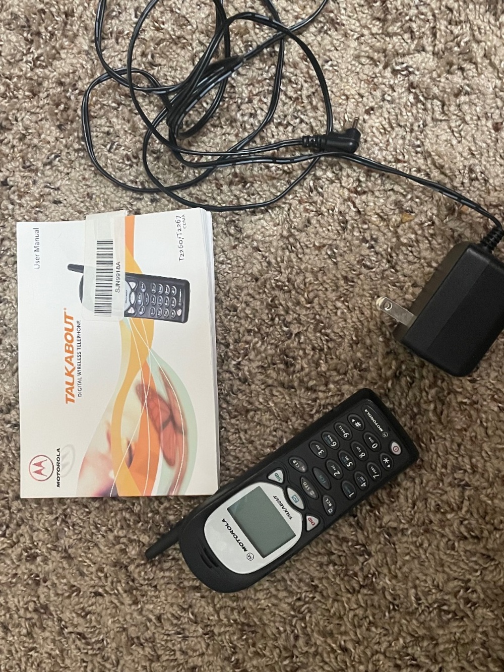 Motorola Talkabout T2260 digital wireless telephone